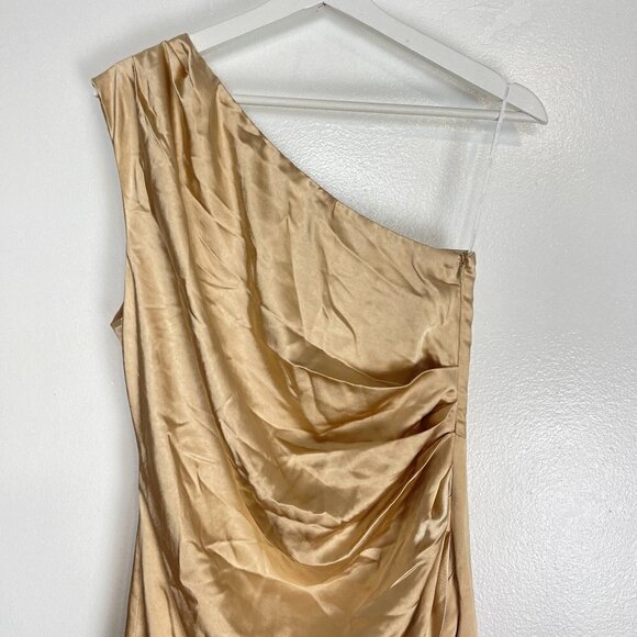 ELLIATT Cassini One-Shoulder Dress in Gold Size Medium - Picture 5 of 10